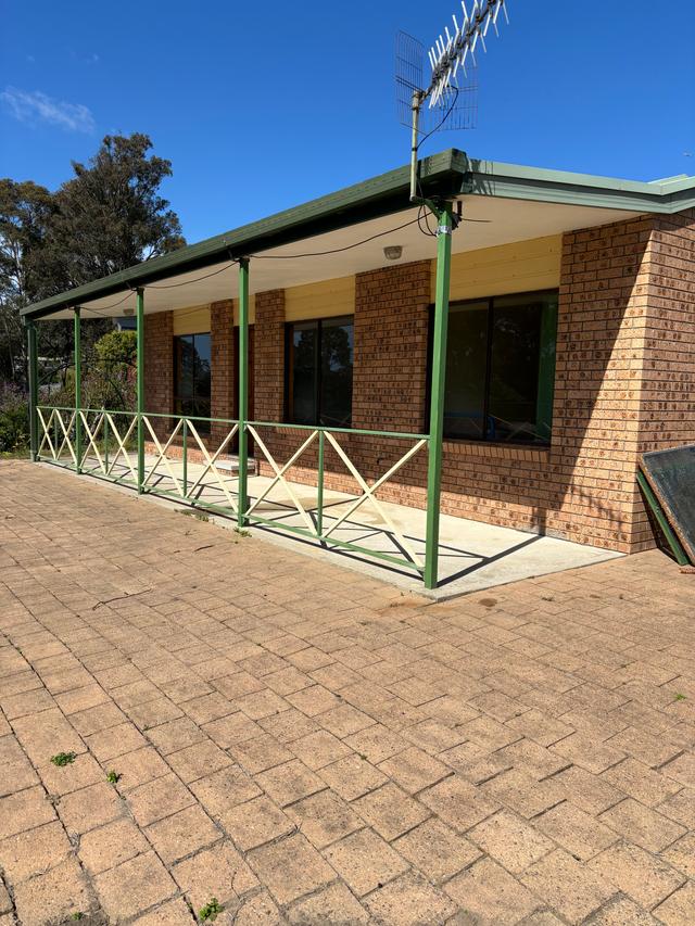 4 Hazel Road, NSW 2537