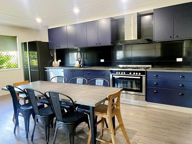 36 Middle Crescent, QLD 4745