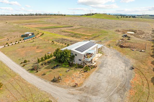 218 Dog Trap Road, NSW 2582