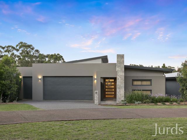 18 Angophora Drive, NSW 2320