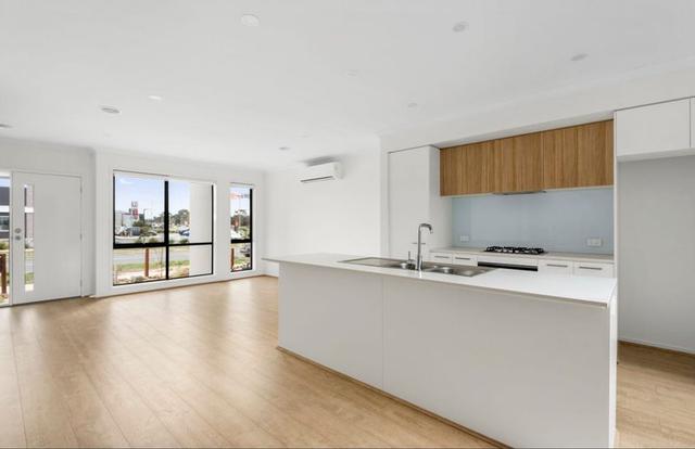 11 Longreach Rd, VIC 3217