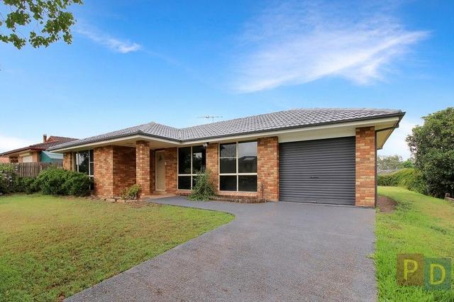 8 Casey Drive, NSW 2330