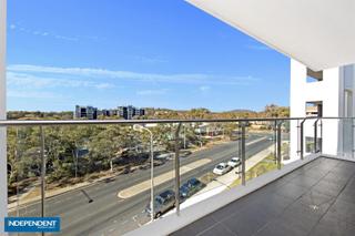Balcony (2016-05-18)