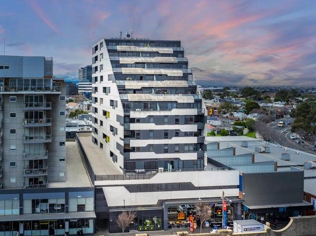 1102/240 Barkly Street, VIC 3011