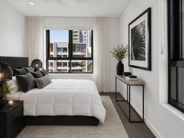 Type 7/33 Remora Road, QLD 4007