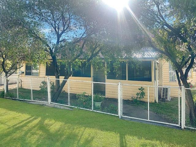 9 Denison Street, NSW 2390