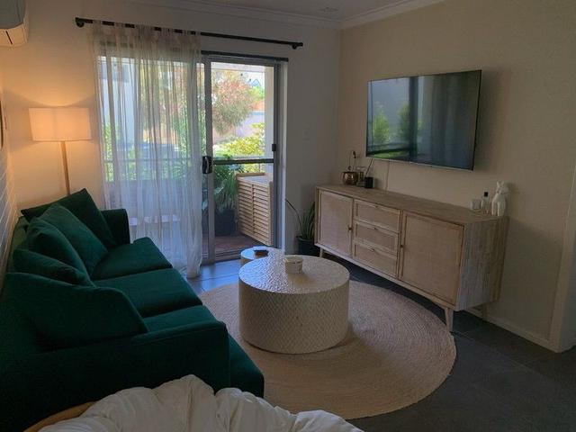 12/19 Coode Street, WA 6160