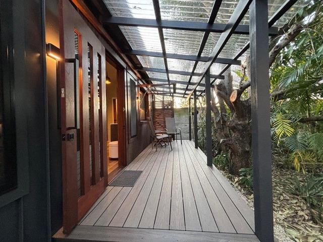 2/1198 Stanley St East, QLD 4151