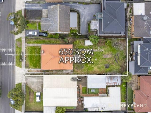 15 McLennan Street, VIC 3019