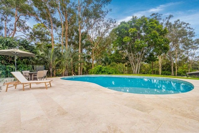 6 Beaton Court, QLD 4208