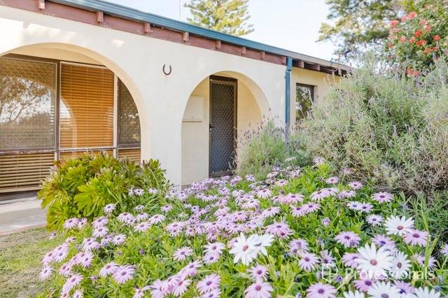 16 Forrest Grove, WA 6037