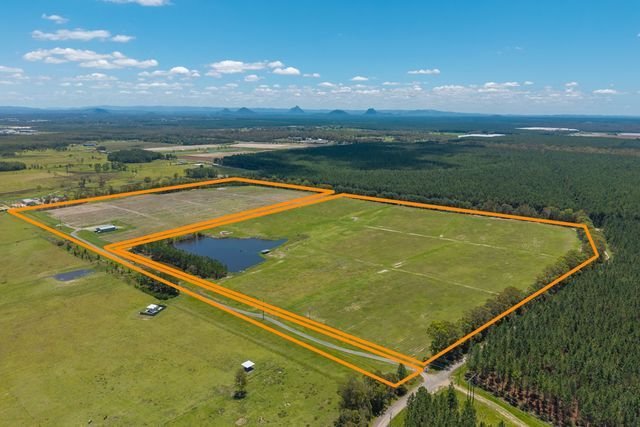 443-445 Wallace Road, QLD 4511