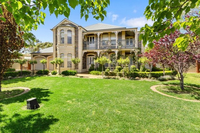 10 Coward Street, SA 5355