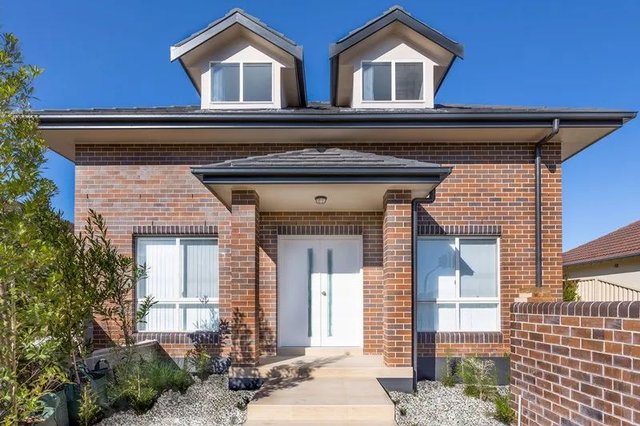 1/120 Burwood Road, NSW 2133