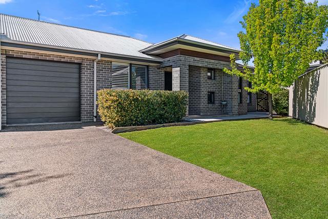 39 Dunphy Crescent, NSW 2850