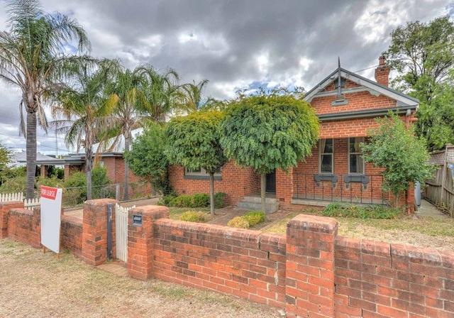 52 Roderick St, NSW 2340