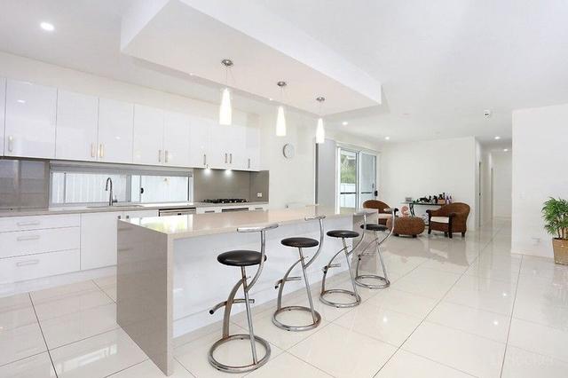 38 Deagon Drive, QLD 4216