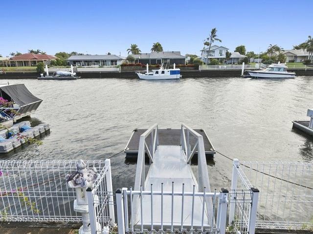2/8 Tradewinds Drive, QLD 4507