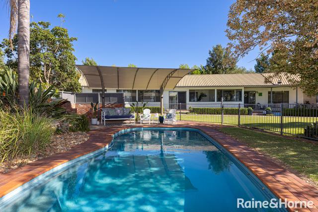 24 Kingsford Smith Road, NSW 2650