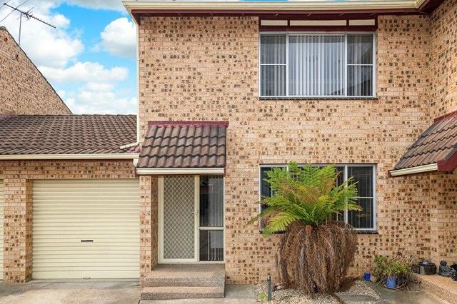 9/25 Surrey Street, NSW 2566