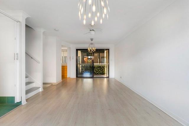 3/23 Bath Street, QLD 4215