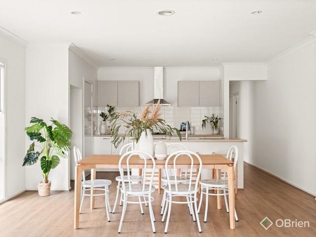 8 Clarence Court, VIC 3977