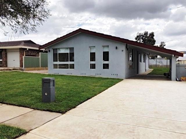 17 Wyalong Close, NSW 2176