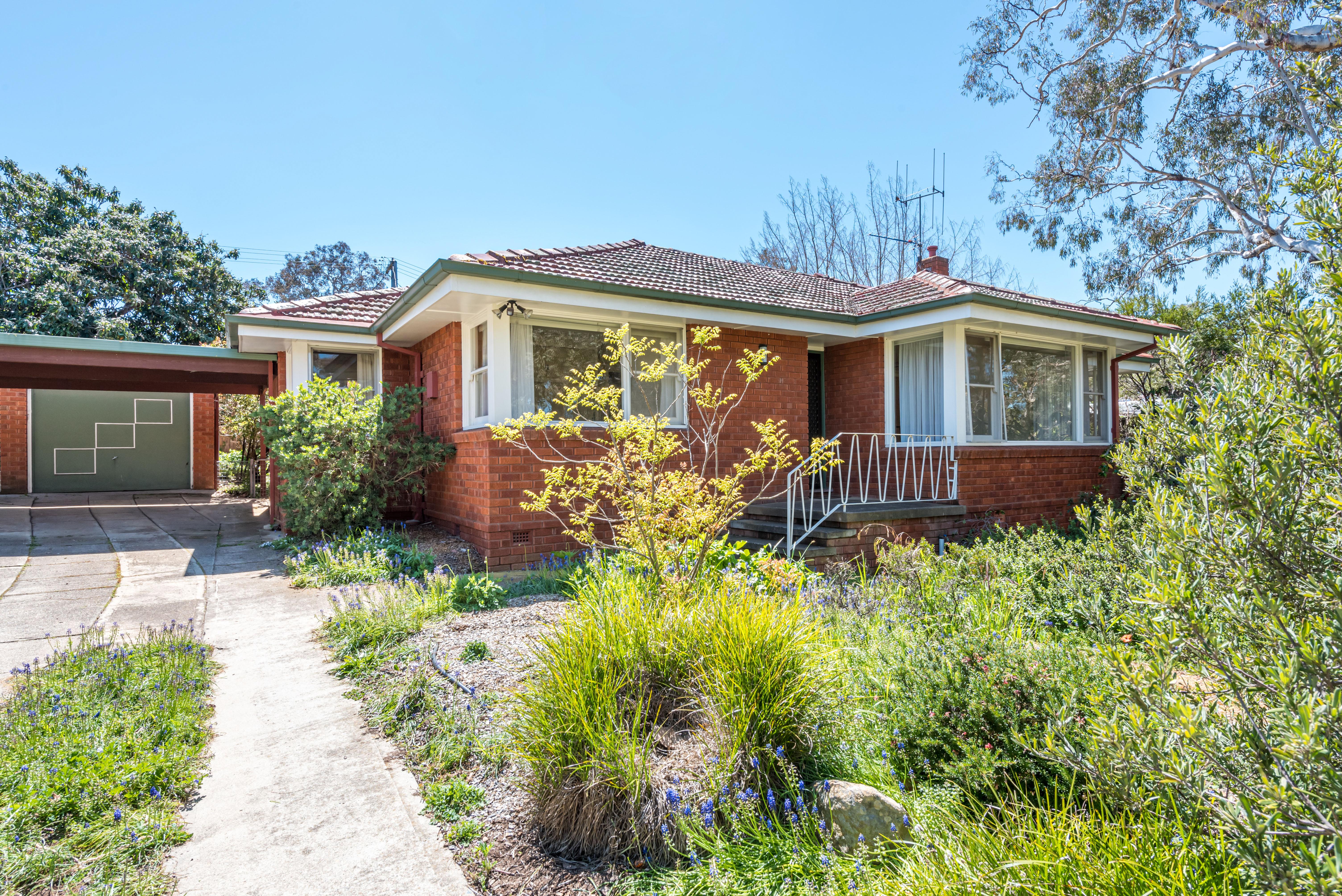 35 Glossop Crescent Campbell Act 2612 Address Information Allhomes