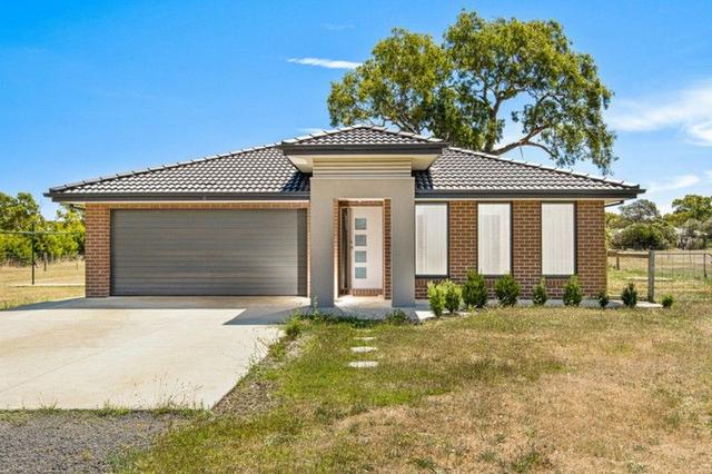 18 Lomandra Drive, VIC 3328