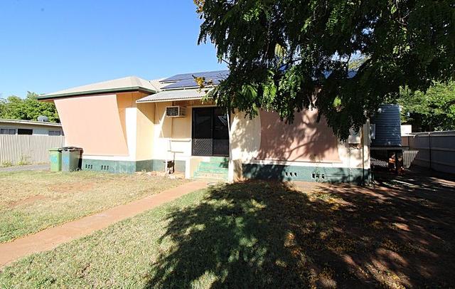 108 Uhr St, QLD 4824