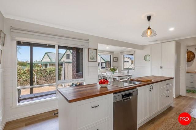 23 Castles Crescent, VIC 3444