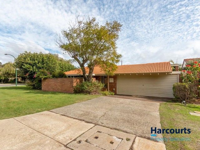 4/60 Saunders Street, WA 6152