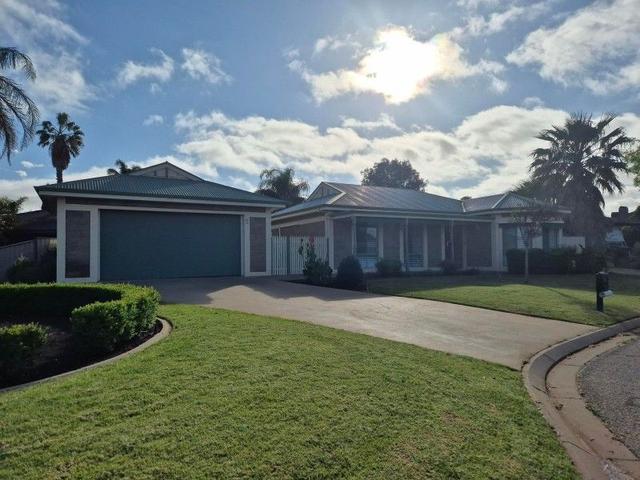 5 Carina Close, VIC 3498