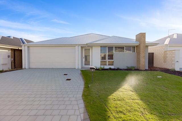 4 Bross Way, WA 6180