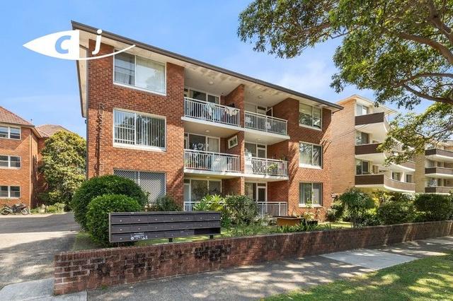 2/12A Russell Street, NSW 2135