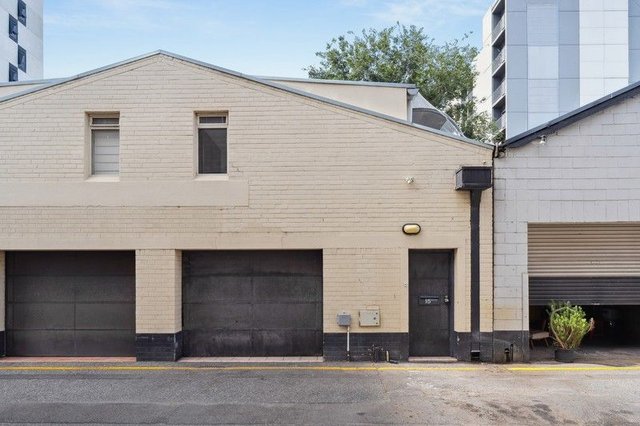 15 Queens Court, SA 5000