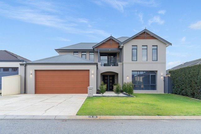 19 Tambora Bend, WA 6065