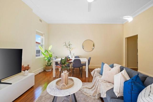 3 Kroombit Street, NSW 2203