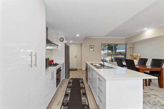 10 The Straits, WA 6030