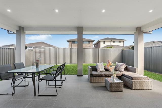 18 Mullumbimby Avenue, NSW 2171