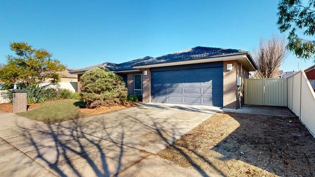 13 Yanchep Street, VIC 3631