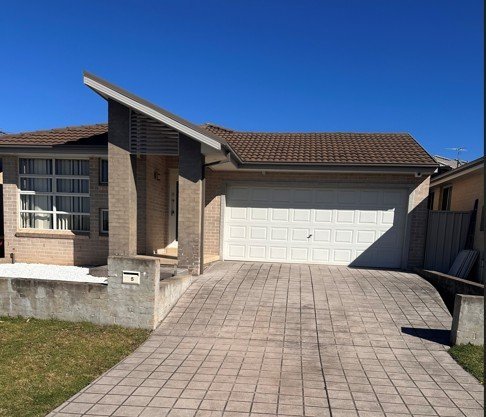 5 Catania Avenue, NSW 2170