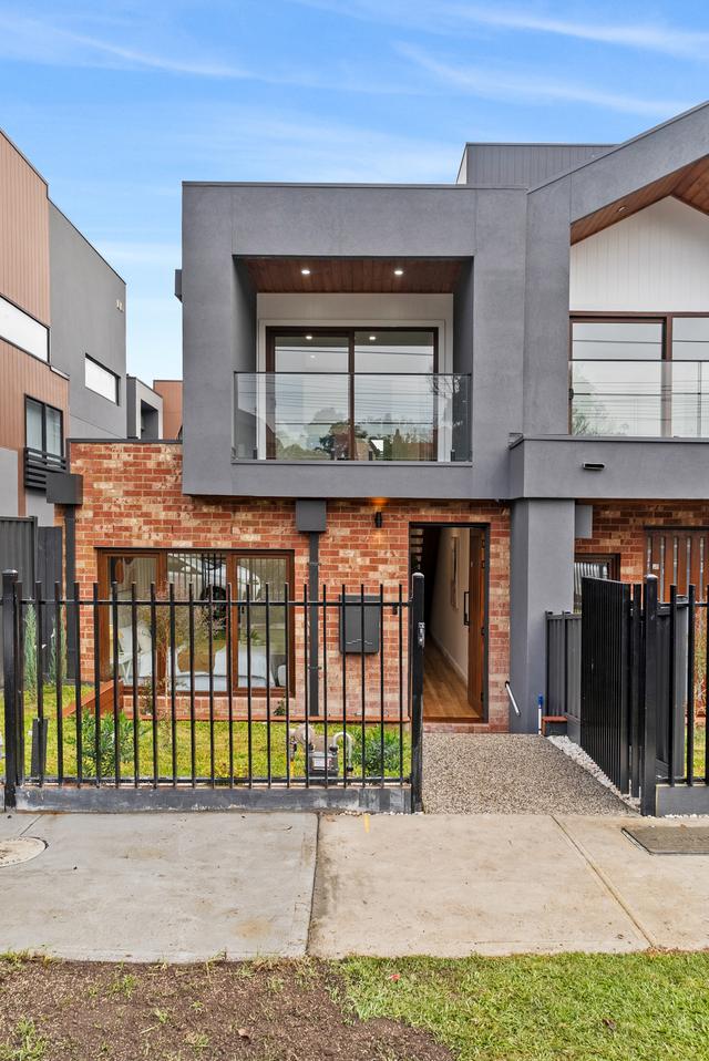 3 A Melville Road, VIC 3055