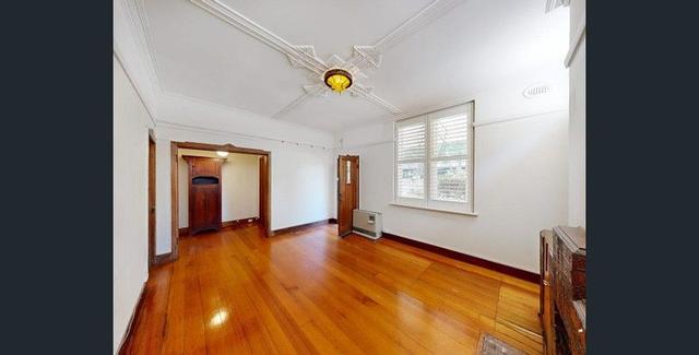 2/1 Robe Street, VIC 3182