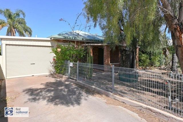 8 Saunders Street, SA 5700