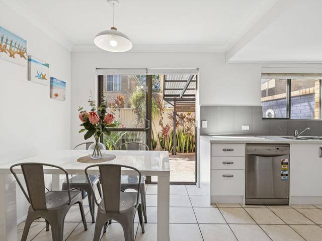 6/61 Park Beach Road, NSW 2450