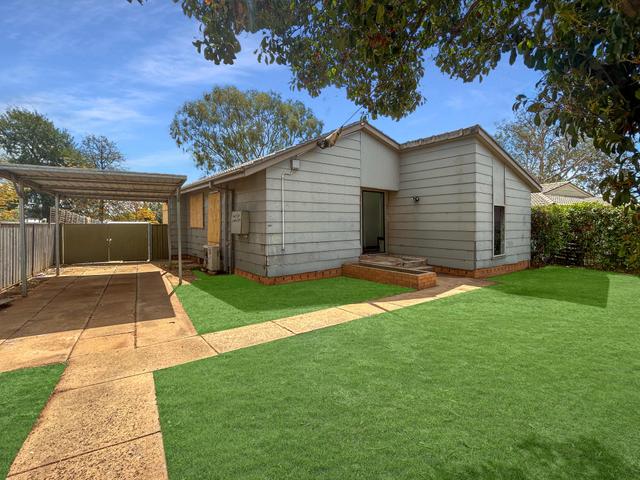 1 Braun Avenue, NSW 2830