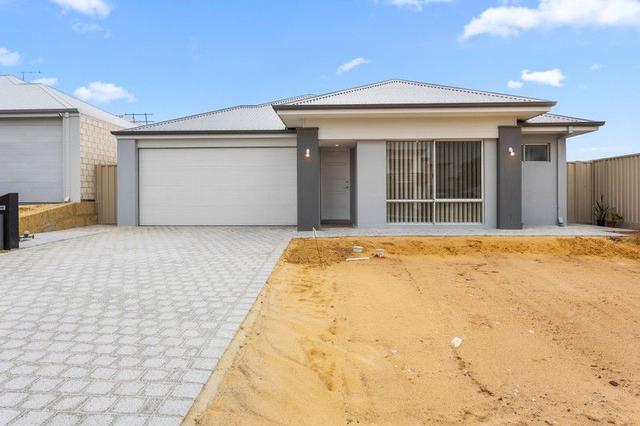 6 Entrance Road, WA 6166
