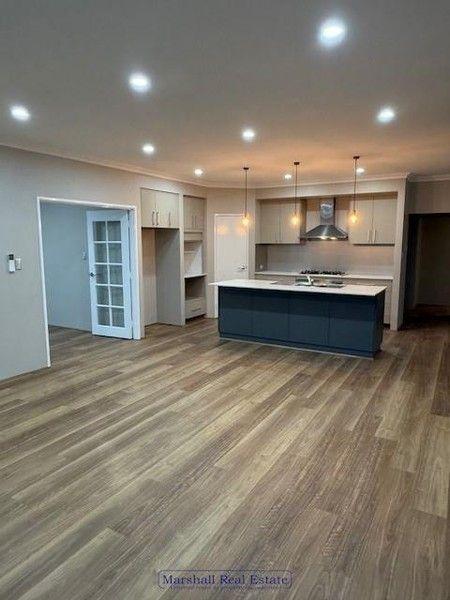 24 Conti Road, WA 6065