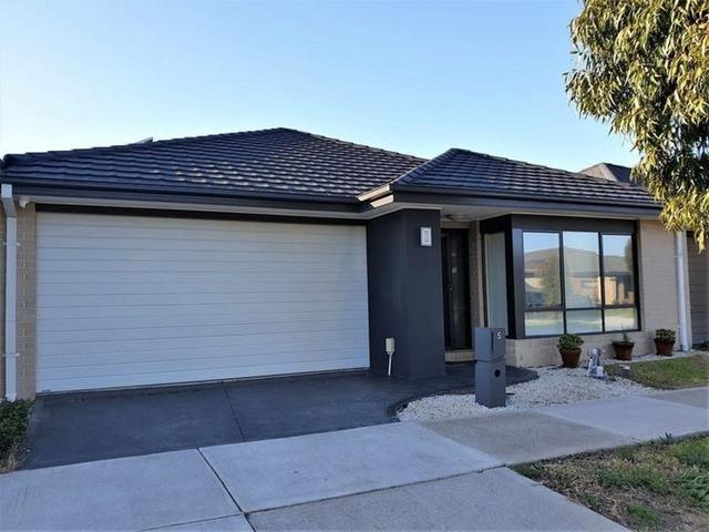 5 Lemon Myrtle Way, VIC 3064